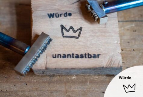 Aktion "Würde unantastbar"